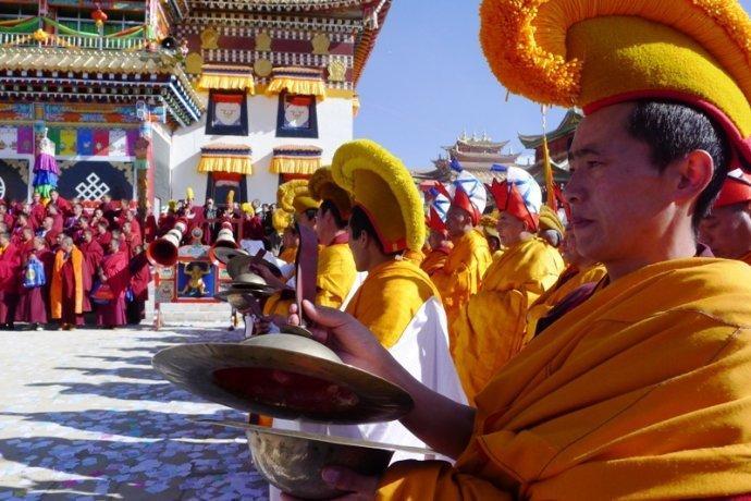 唐人街电影中的西藏喇嘛-民族史