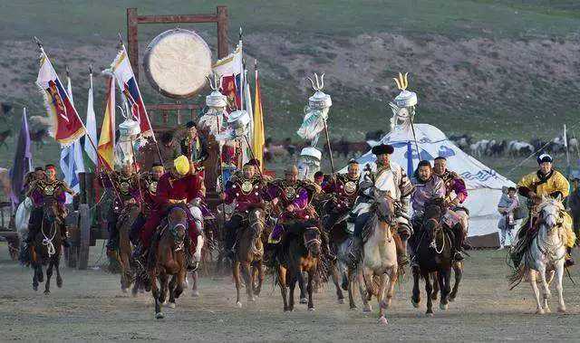 俄罗斯军队中，为什么会有很多蒙古人种？